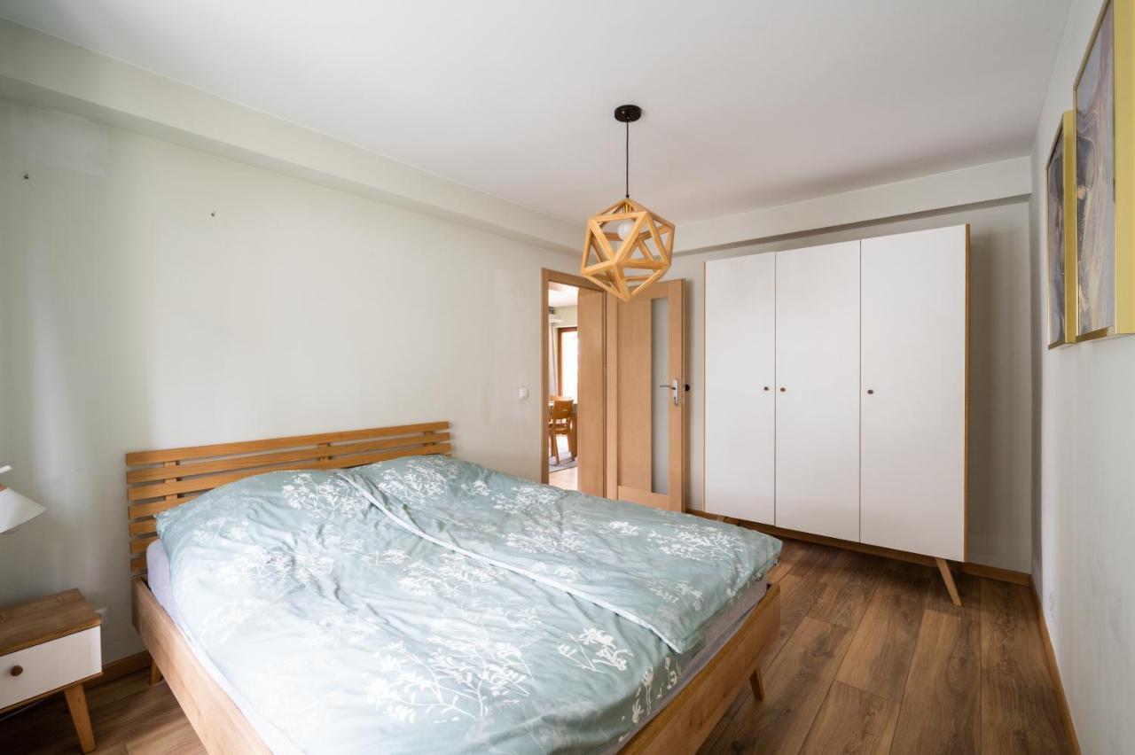 Apartament Albatros 75m z ogródkiem Apartamento Varsóvia Exterior foto